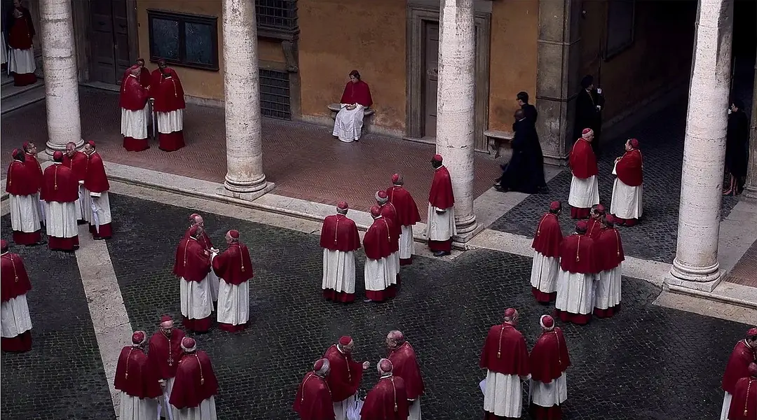 Cónclave: intriga y conspiración en la elección papal